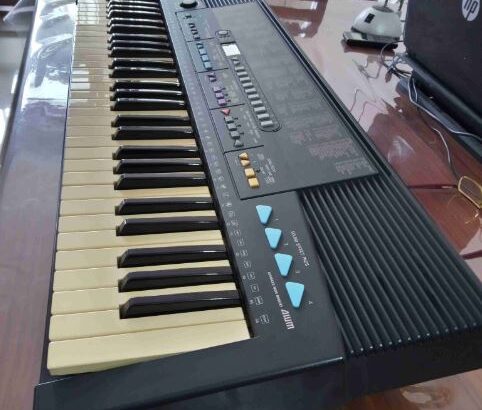 YAMAHA Key Board – PSR 310