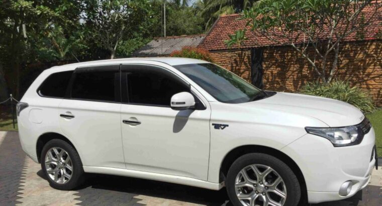 Mitsubishi Outlander PHFV For Sale (2014)