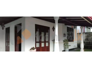House For Sale In Polgasowita (With Furniture)
